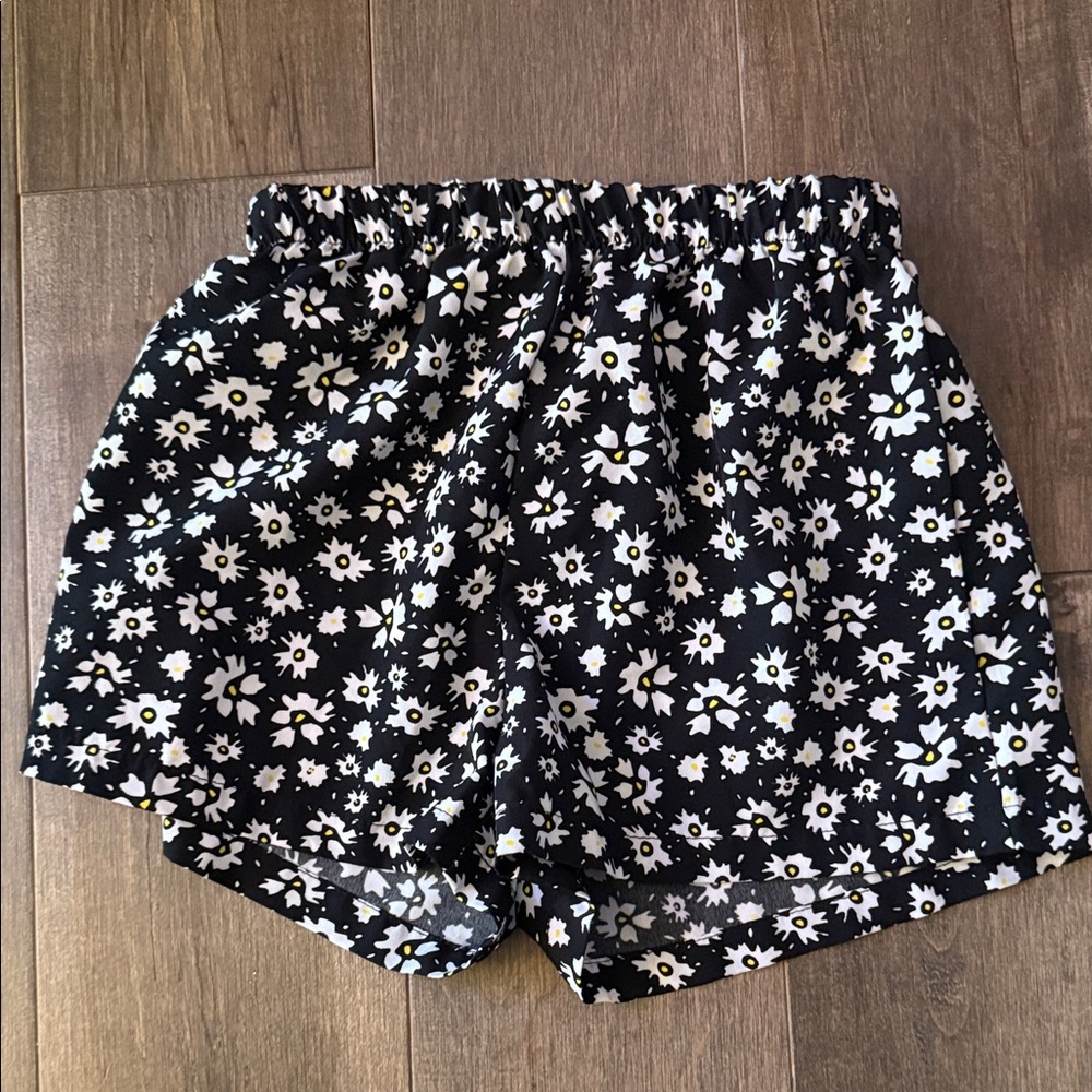 SHEIN Black Floral girls Shorts